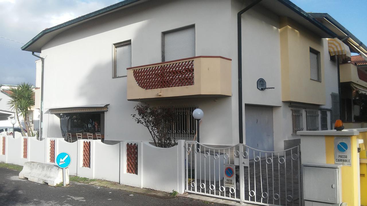 Florinda B&B Viareggio Exterior photo